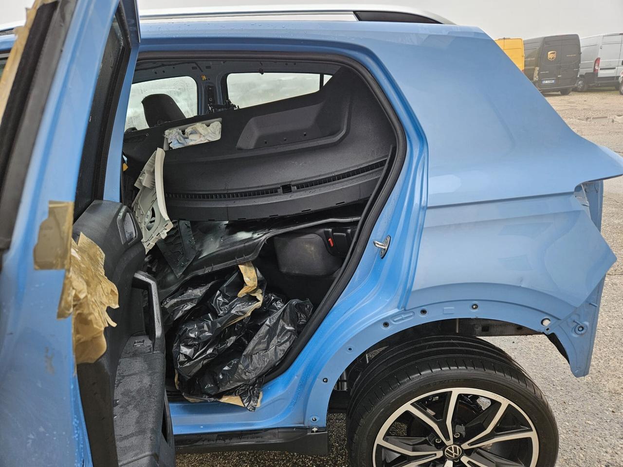 Volkswagen T-Cross 1.0 tsi 115cv dsg VANDALIZZATA