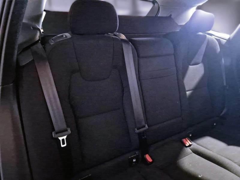 VOLVO XC60 B4 D AWD automatico Momentum Pro
