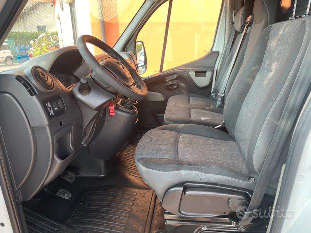 Opel movano 2,3 dci anno 2015 leggi testo