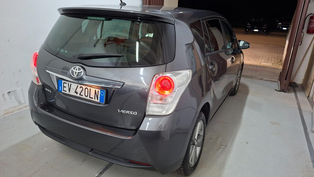 TOYOTA VERSO 2014 1.6DIESEL 7POSTI TETTO PANORAMICO