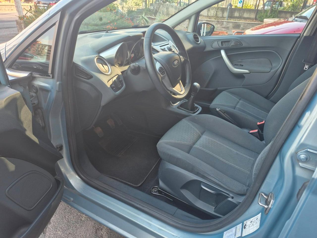 Ford Fiesta 1.4 TDCi 5p. Titanium