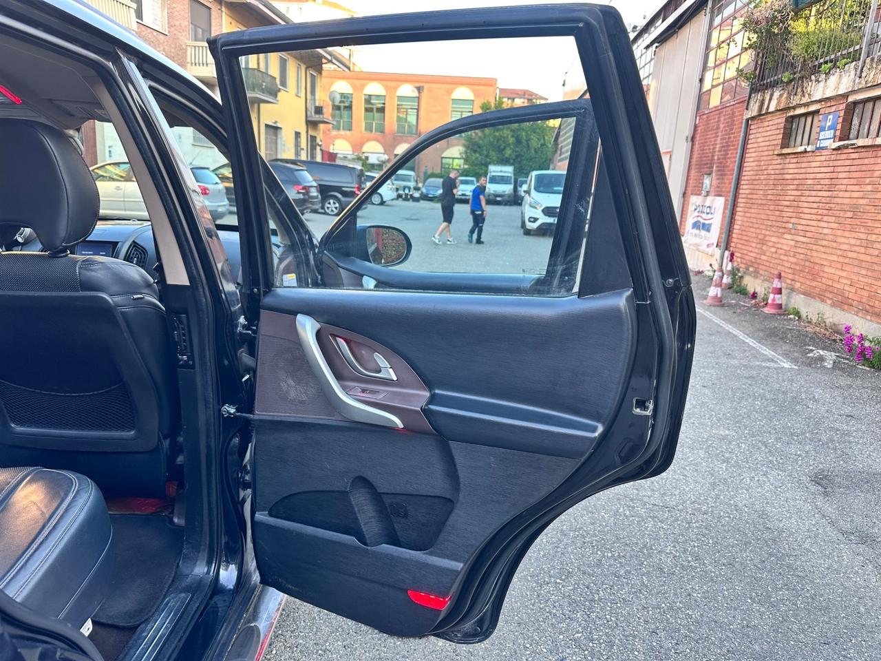 Mahindra XUV500 2.2 16V AWD W8
