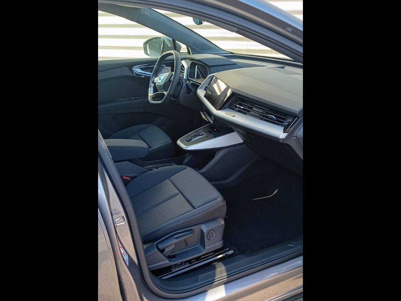 AUDI Q4 SPORTBACK 40 E-TRON BUSINESS ADVANCED - RENT TO BUY