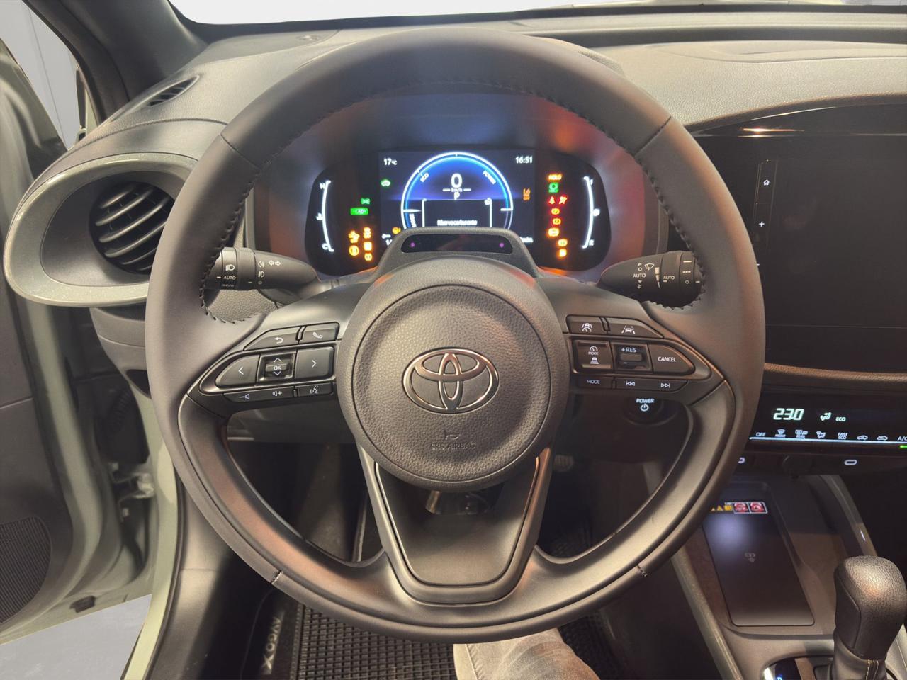 Toyota Aygo X 1.5 hybrid Icon e-cvt