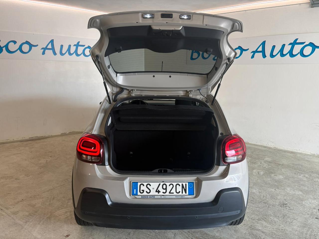 Citroen C3 1.2 puretech Shine Pack s&s 83cv