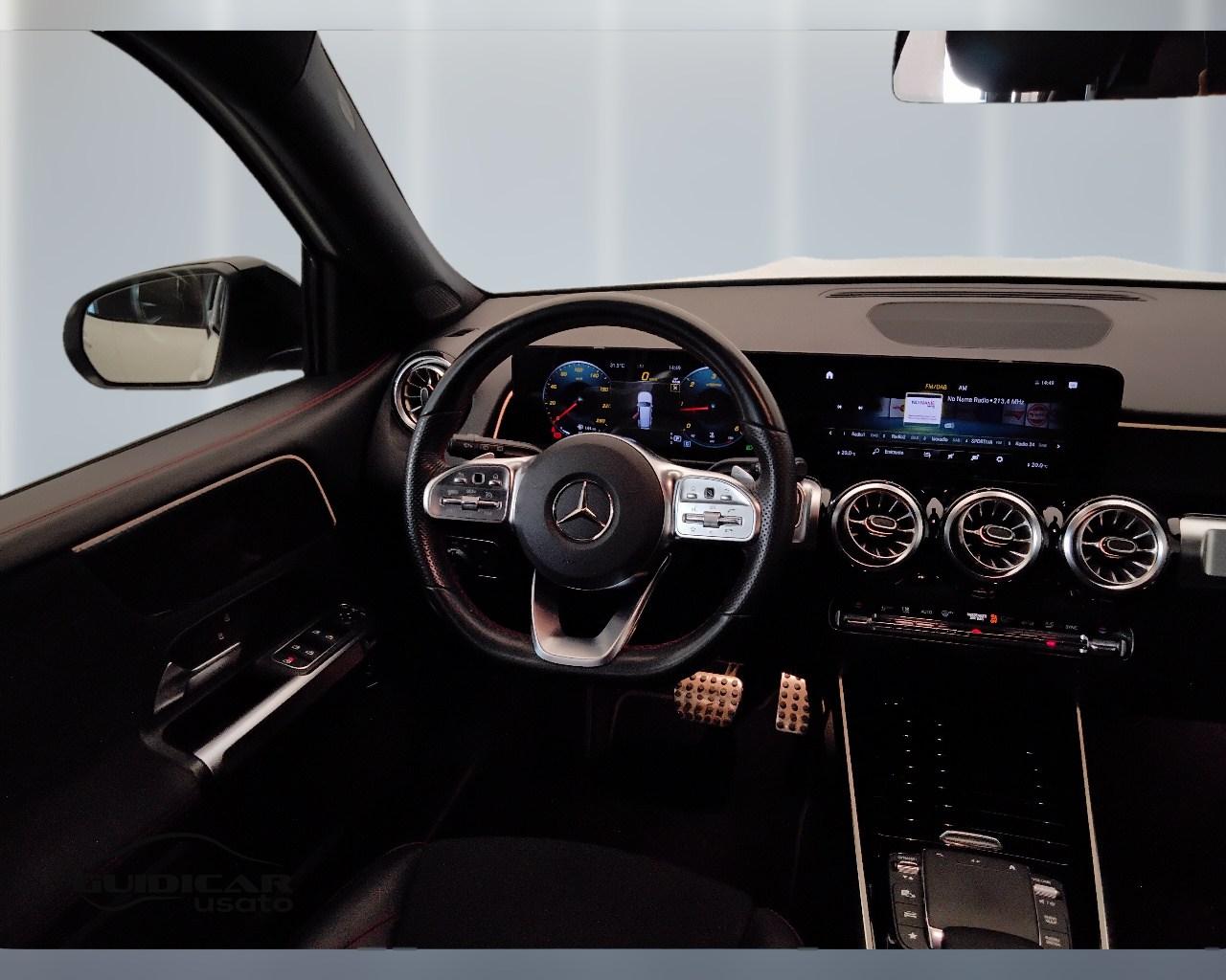 Mercedes-Benz GLB - X247 2019 - GLB 200 d Premium auto