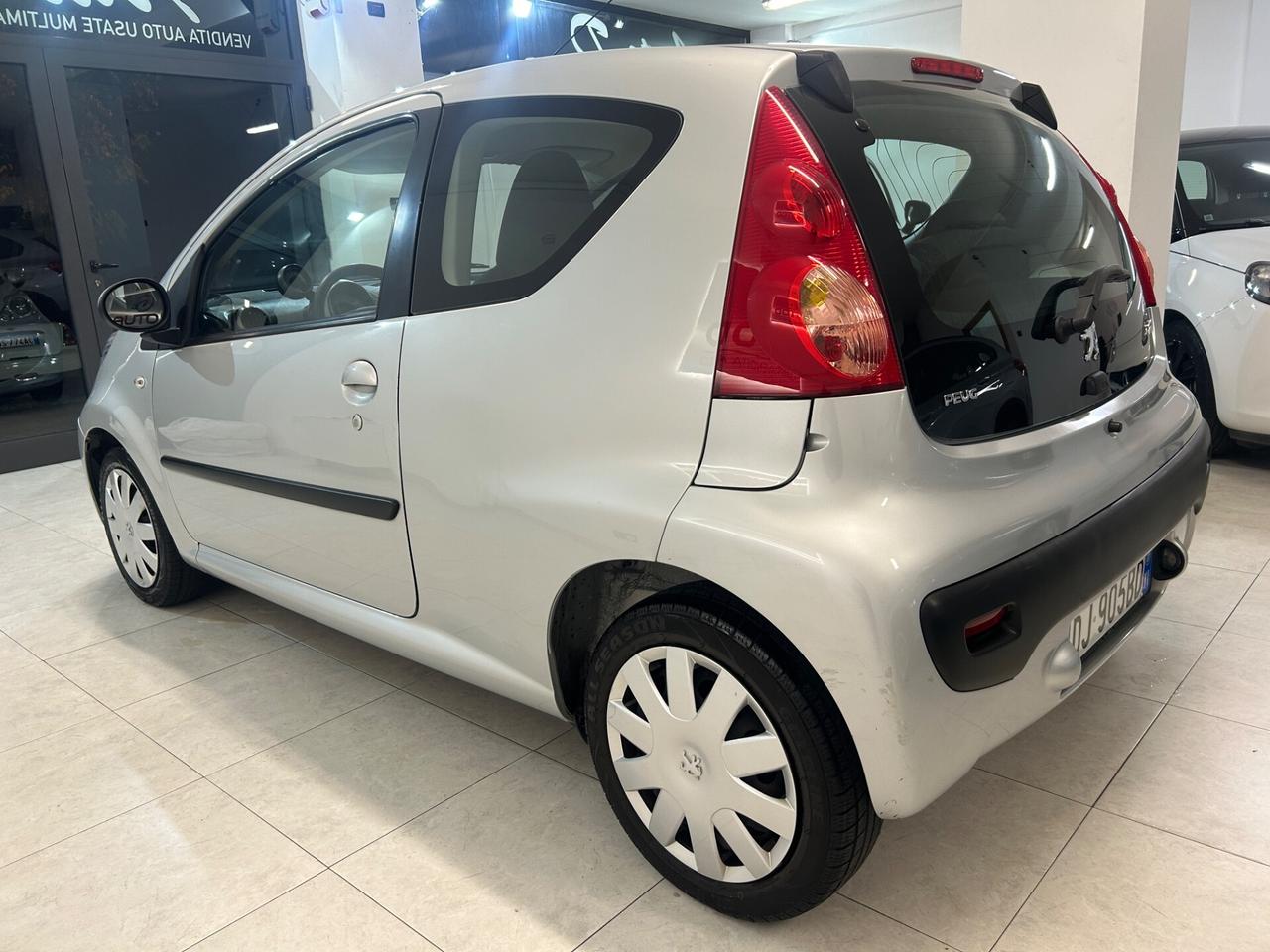 Peugeot 107 1.0 benzina solo 91.000 km