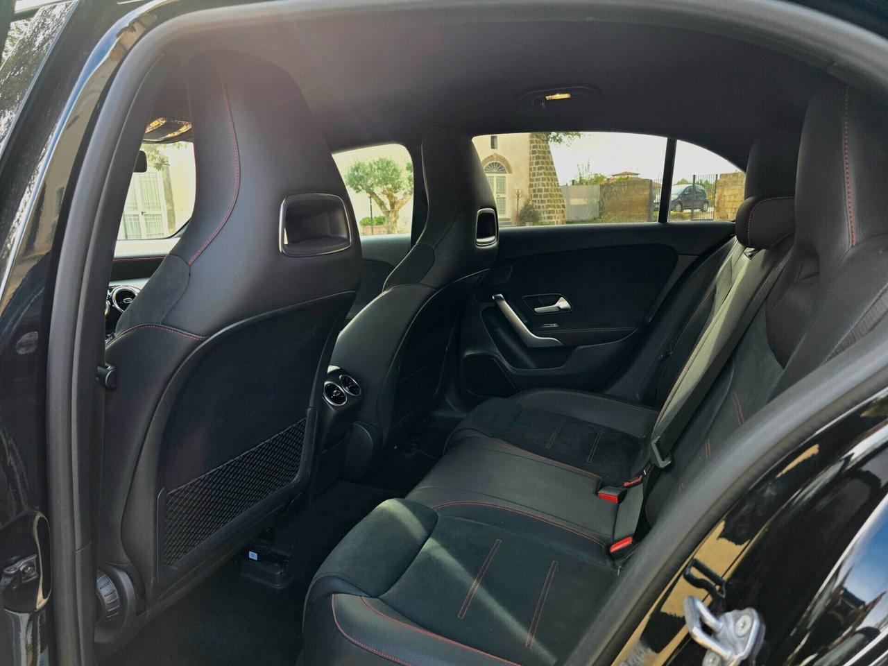 Mercedes-benz A 220 amg premium