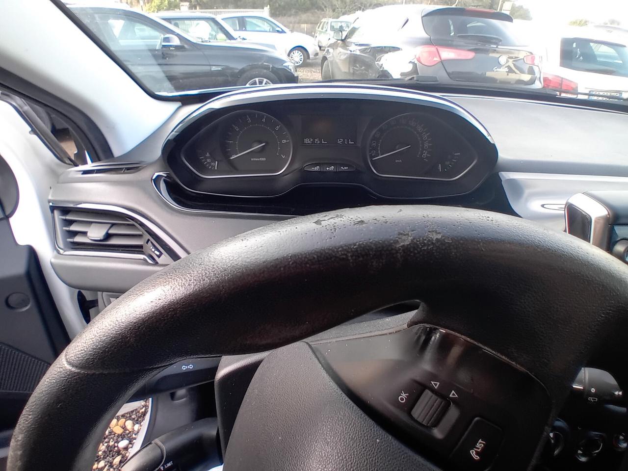 Peugeot 208 1.2 5 porte FINANZIO