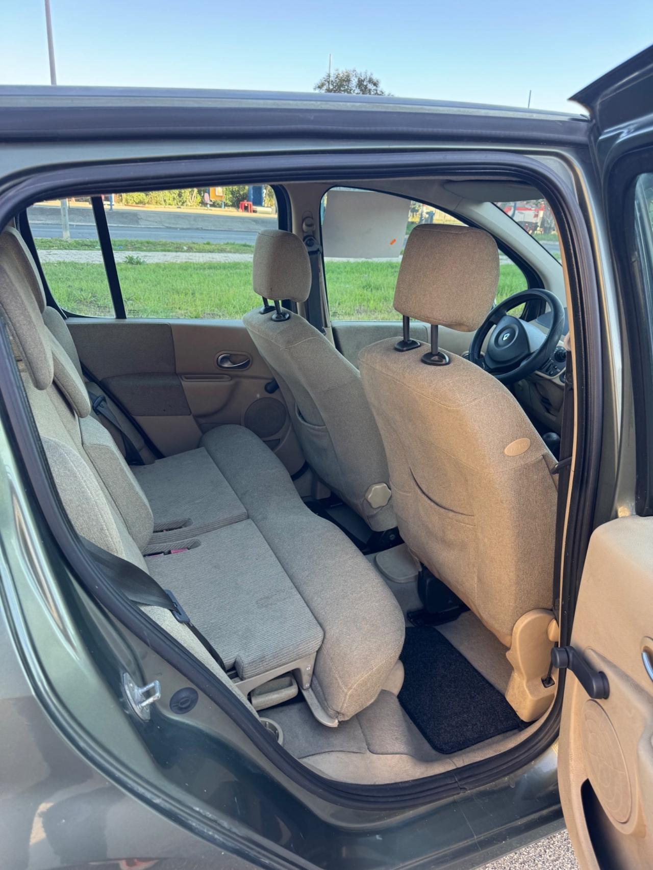 Renault Modus 1.5 dCi 70CV Pack