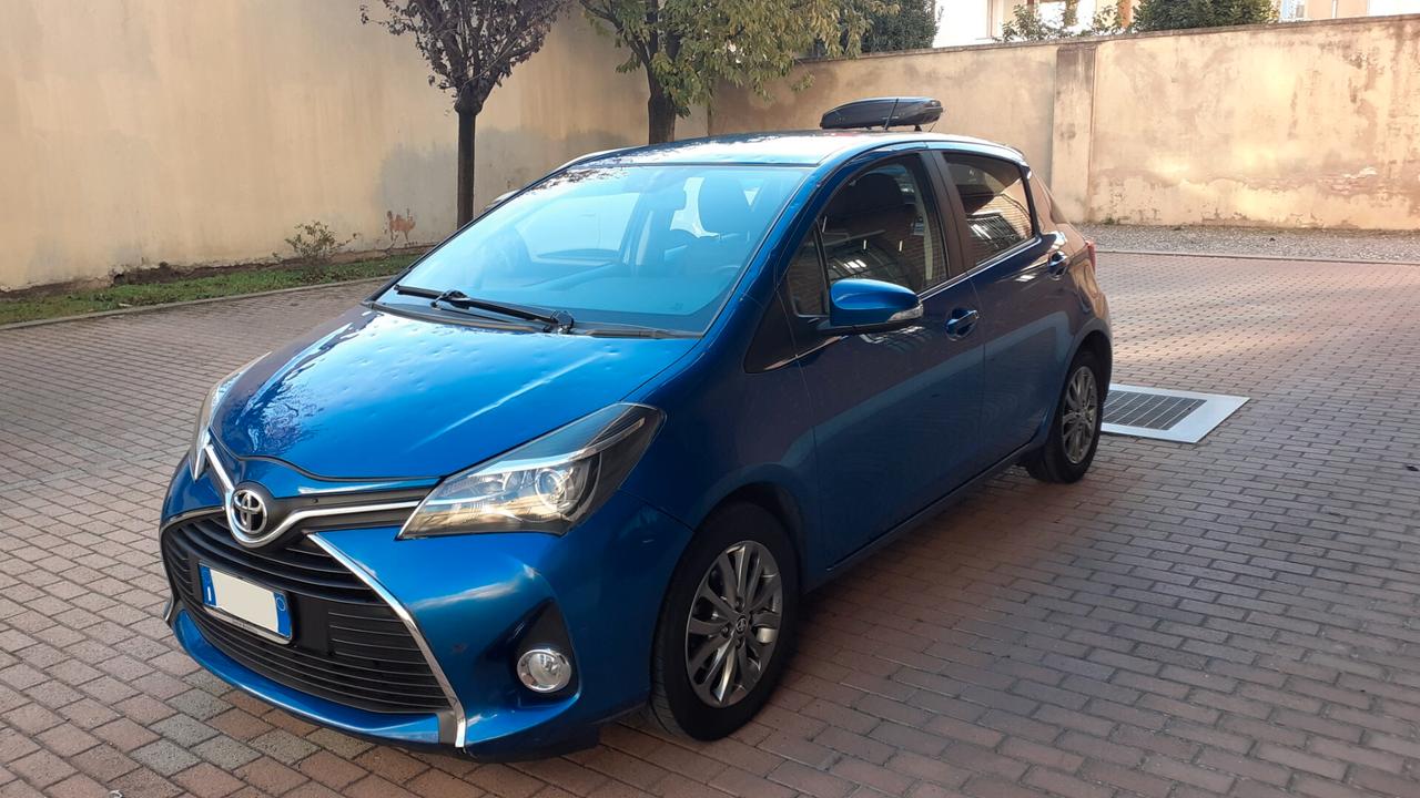 Toyota Yaris 1.0 benzina 5 porte ideale neopatentati