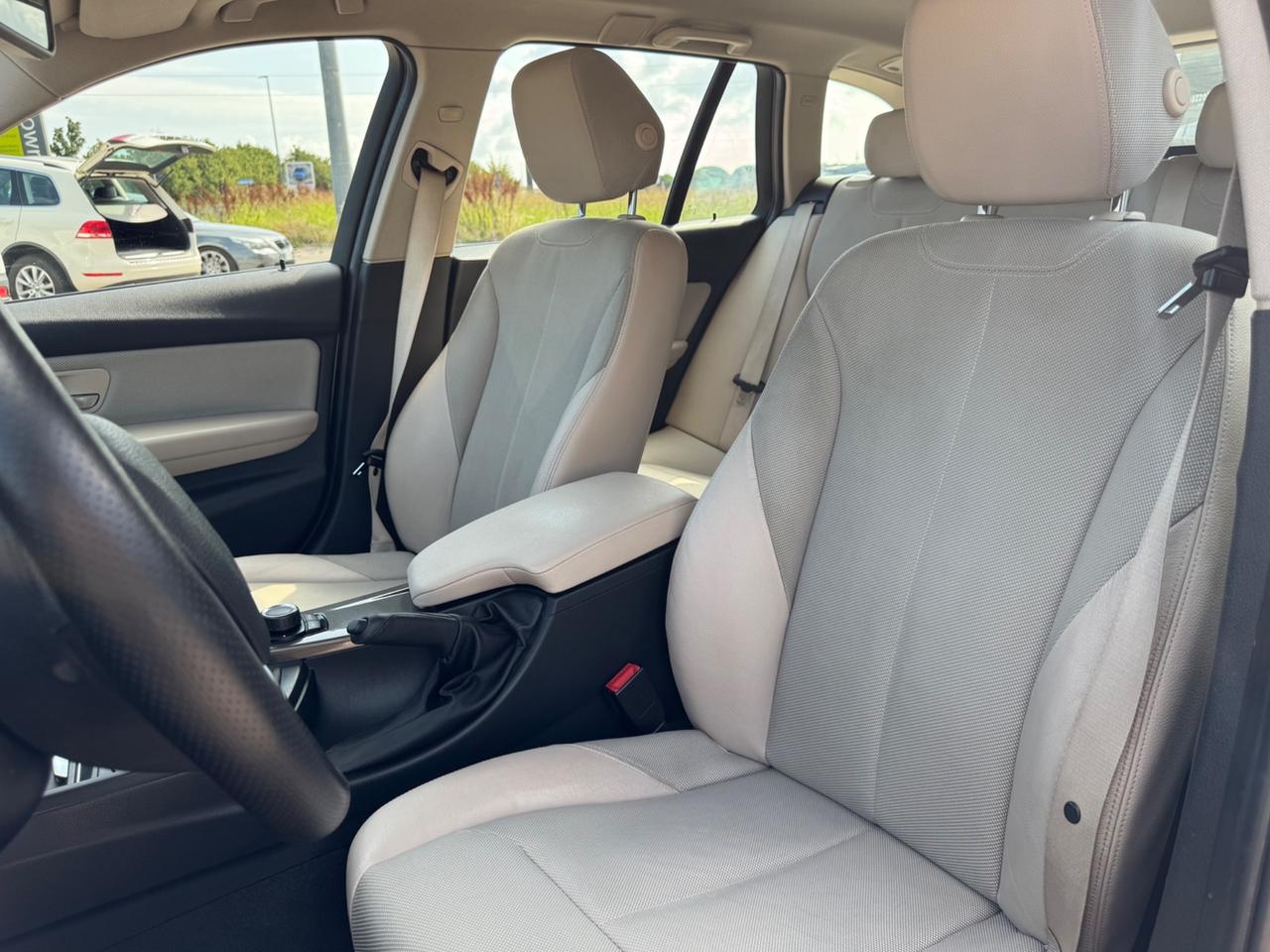 Bmw 320d 116cv Touring Modern NEOPATENTATI