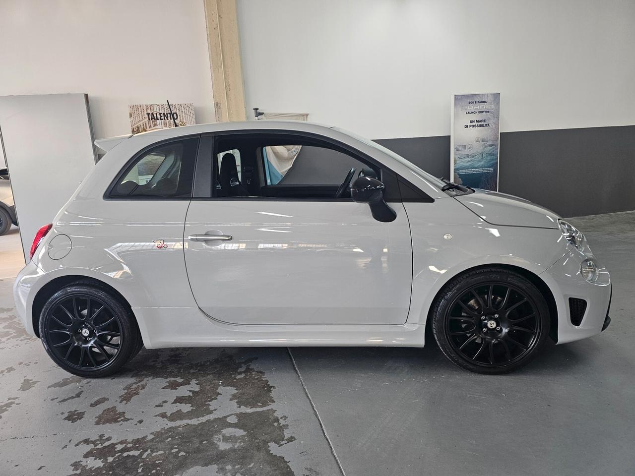 Abarth 595 1.4 Turbo T-Jet 165 CV