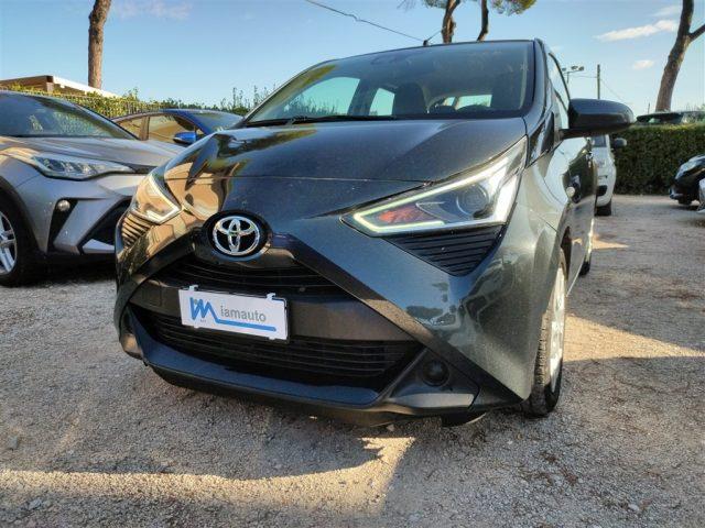 TOYOTA Aygo Connect 1.0 VVT-i CARPLAY,TELECAMERA,CLIMA ..