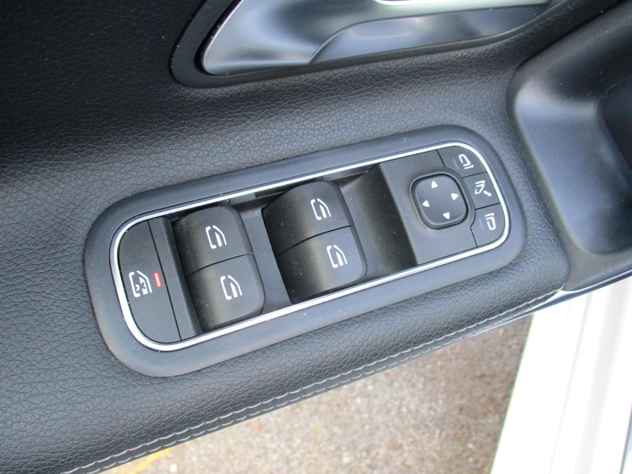 MERCEDES CLASSE A 180D 115cv Sport auto