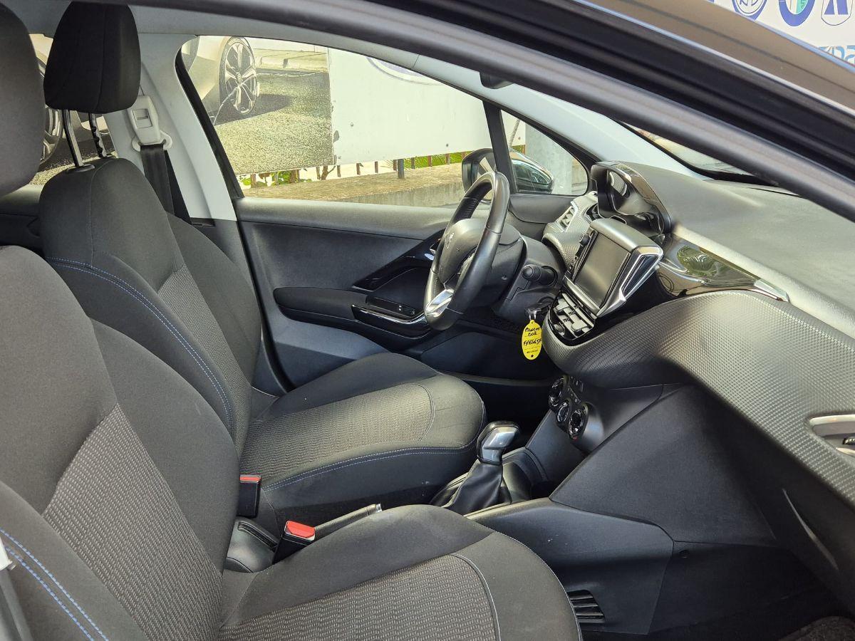 PEUGEOT - 208 - BlueHDi 100 S&S 5p. GT Line