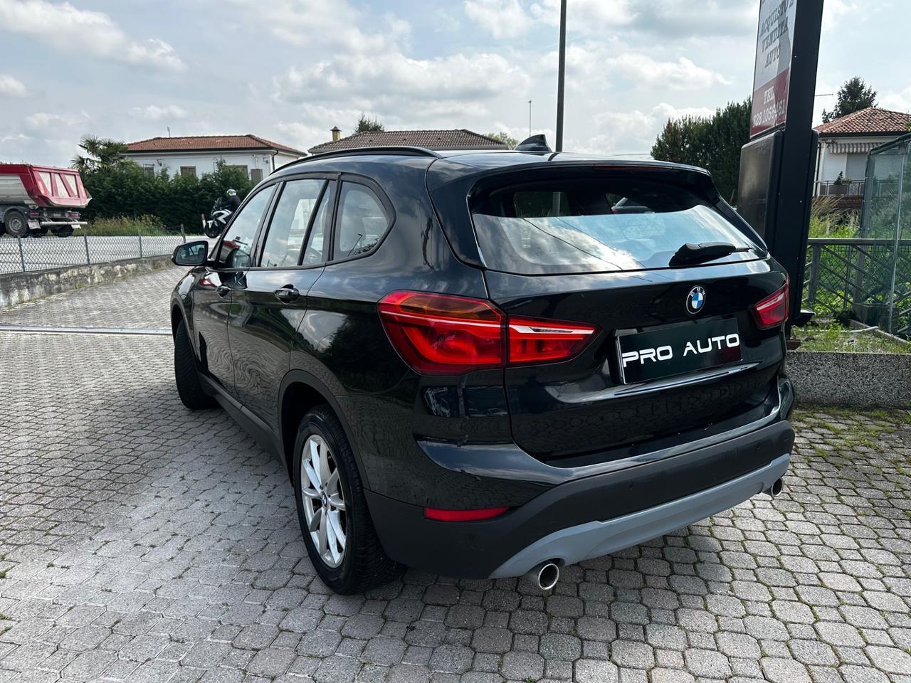 Bmw X1 sDrive18d Business