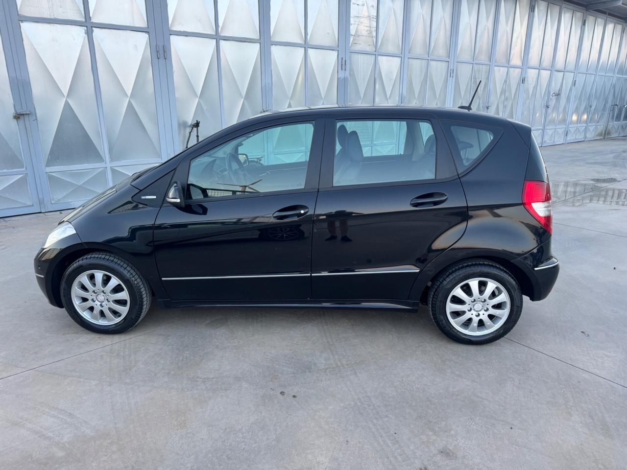 Mercedes-benz A 160 BlueEFFICIENCY Elegance