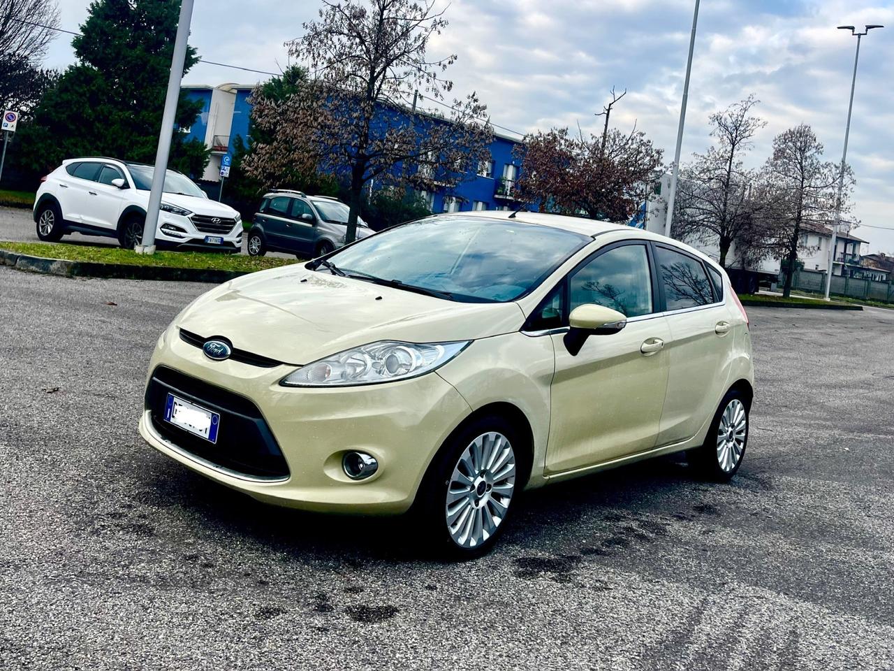 Ford Fiesta Fiesta+ 1.2 60CV 5 porte