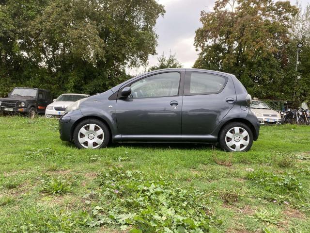 Toyota Aygo 5p * AUTOMATICA * Euro 5 1.0 Sol Connect