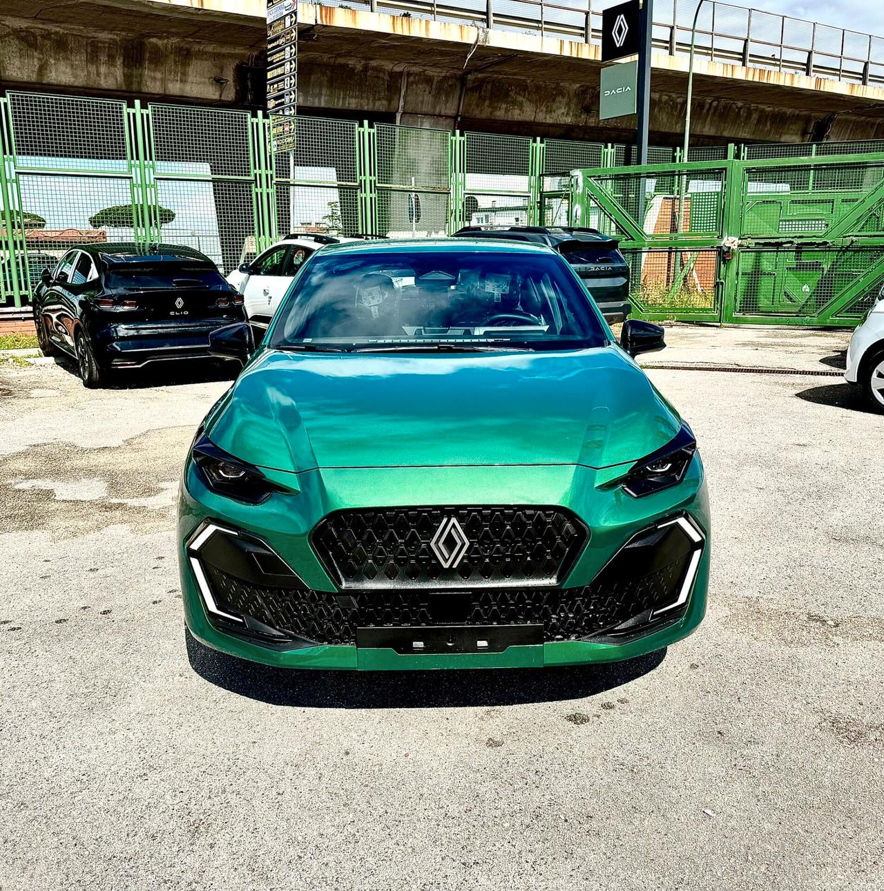 Renault Clio TCe 115 CV Evolution KM0 04/2026 ITALIANA