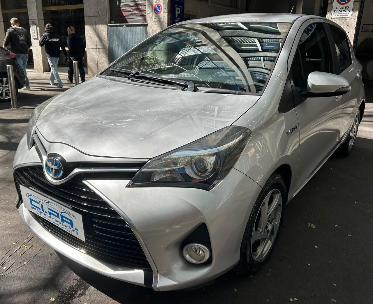 Toyota Yaris 1.5 Hybrid 5 porte Active