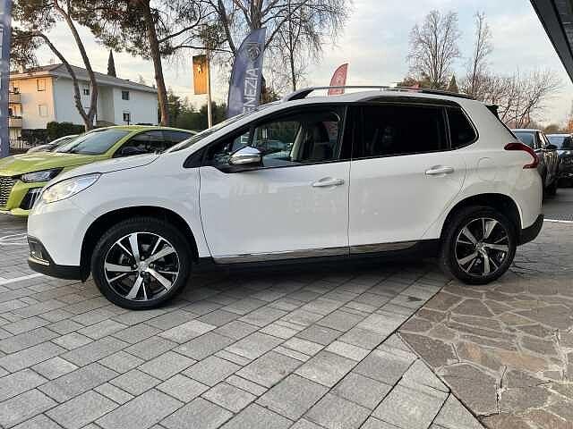 Peugeot 2008 PureTech Turbo 110 S&S Allure