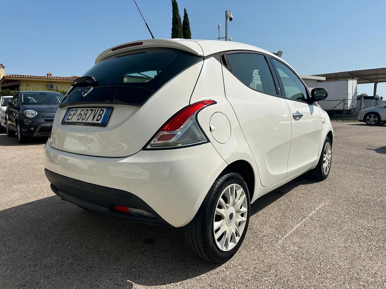 Lancia Ypsilon 1.2 Benzina