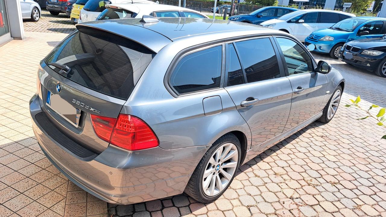 Bmw 320 320d cat xDrive Touring Futura 4x4