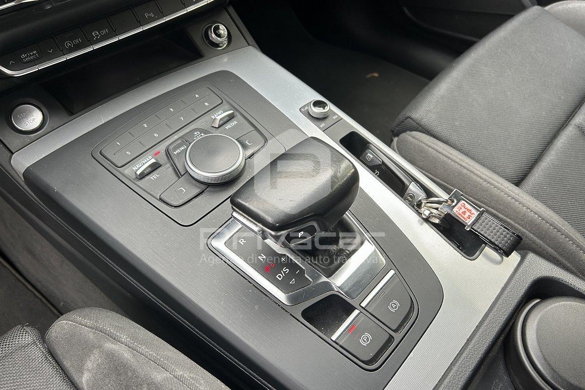 AUDI Q5 2.0 TDI 190 CV quattro S tronic Business