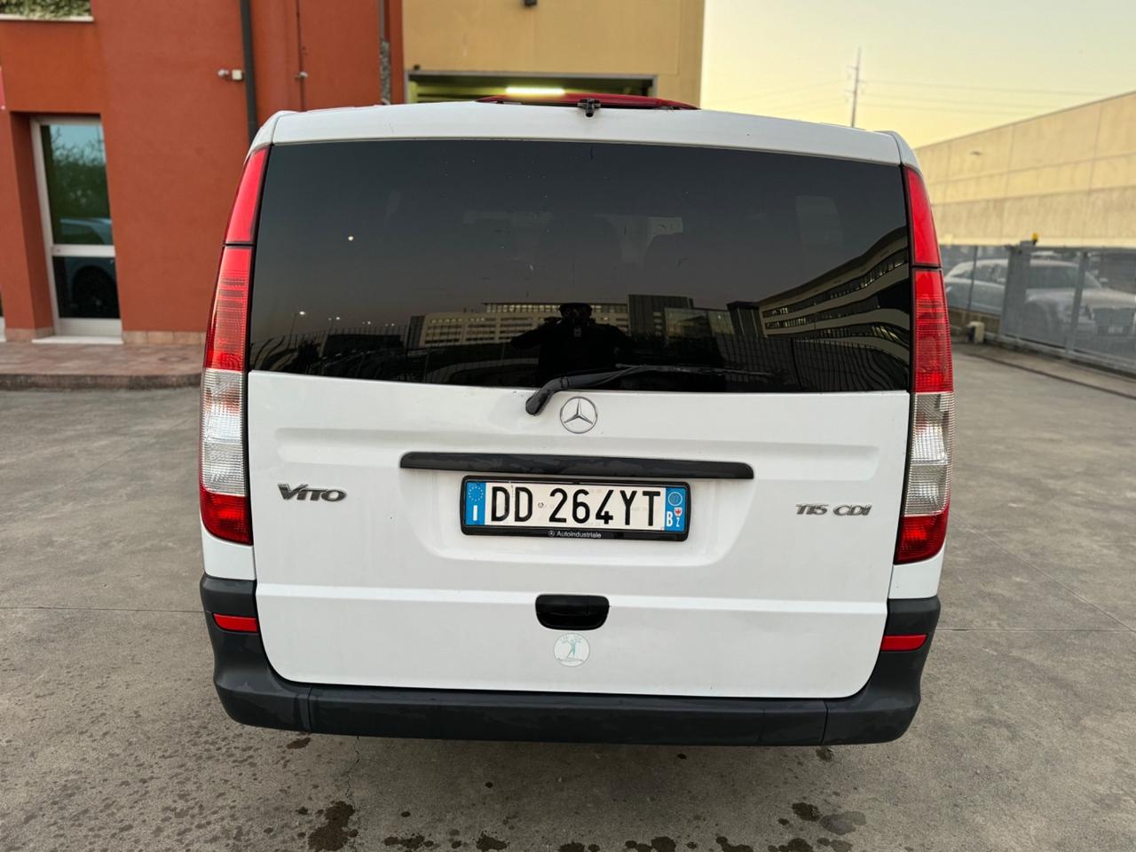 Mercedes Vito 115