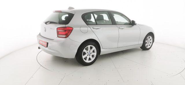 BMW 120 d 5p. Unique - CAMBIO AUTOMATICO
