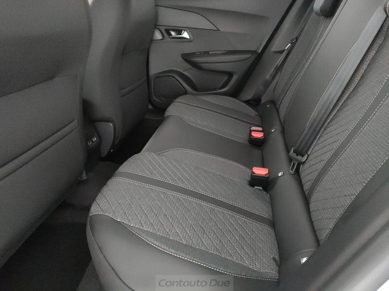 Peugeot 2008 2008 1.2 hybrid Allure 145cv e-dcs6