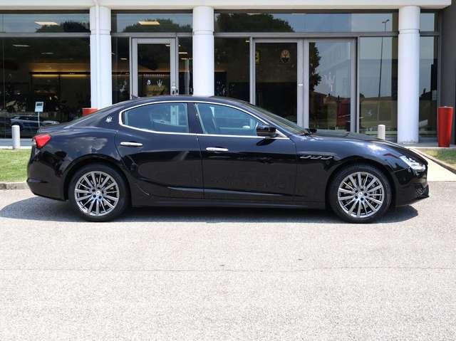 Maserati Ghibli 3.0 V6 350 CV MY21