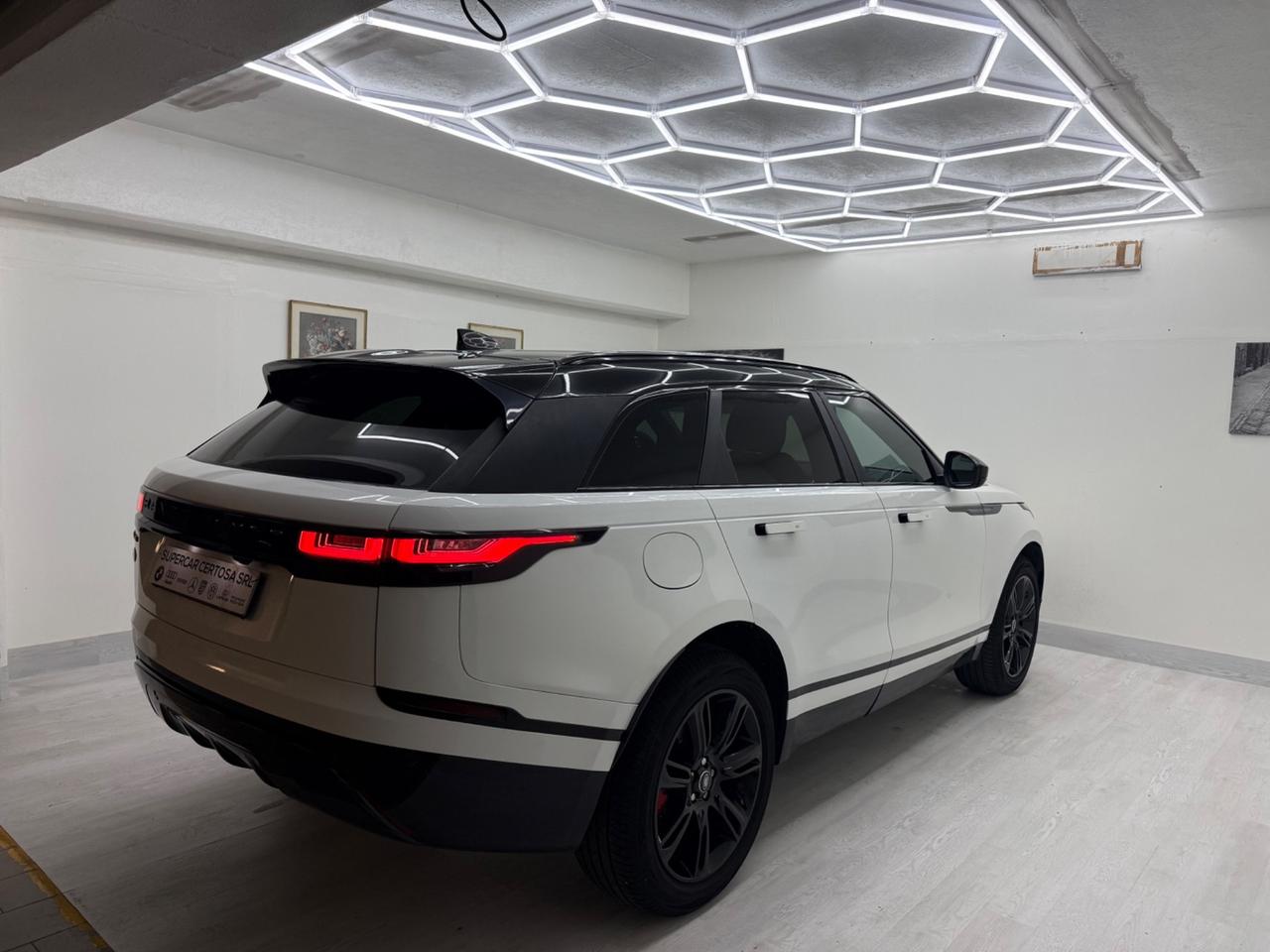 Land Rover Range Velar 2.0 TD4 180 CV R-Dynamic HSE