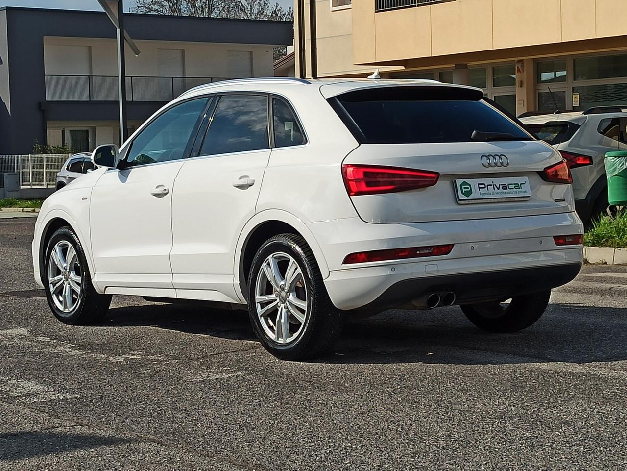 Audi Q3 2.0 TFSI 180 CV quattro S tronic Sport