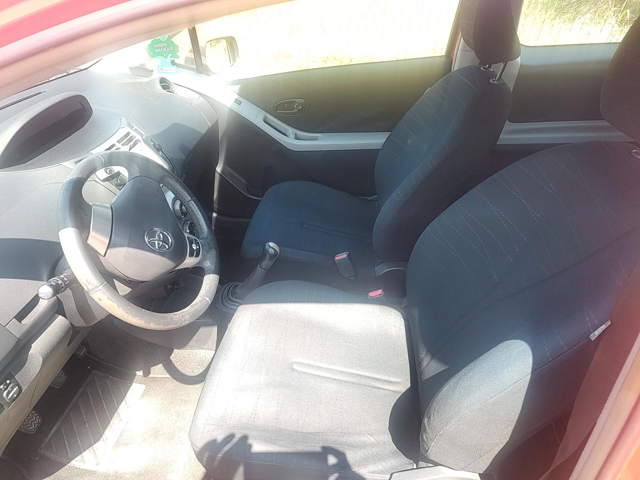 Toyota Yaris 1.0 3 porte