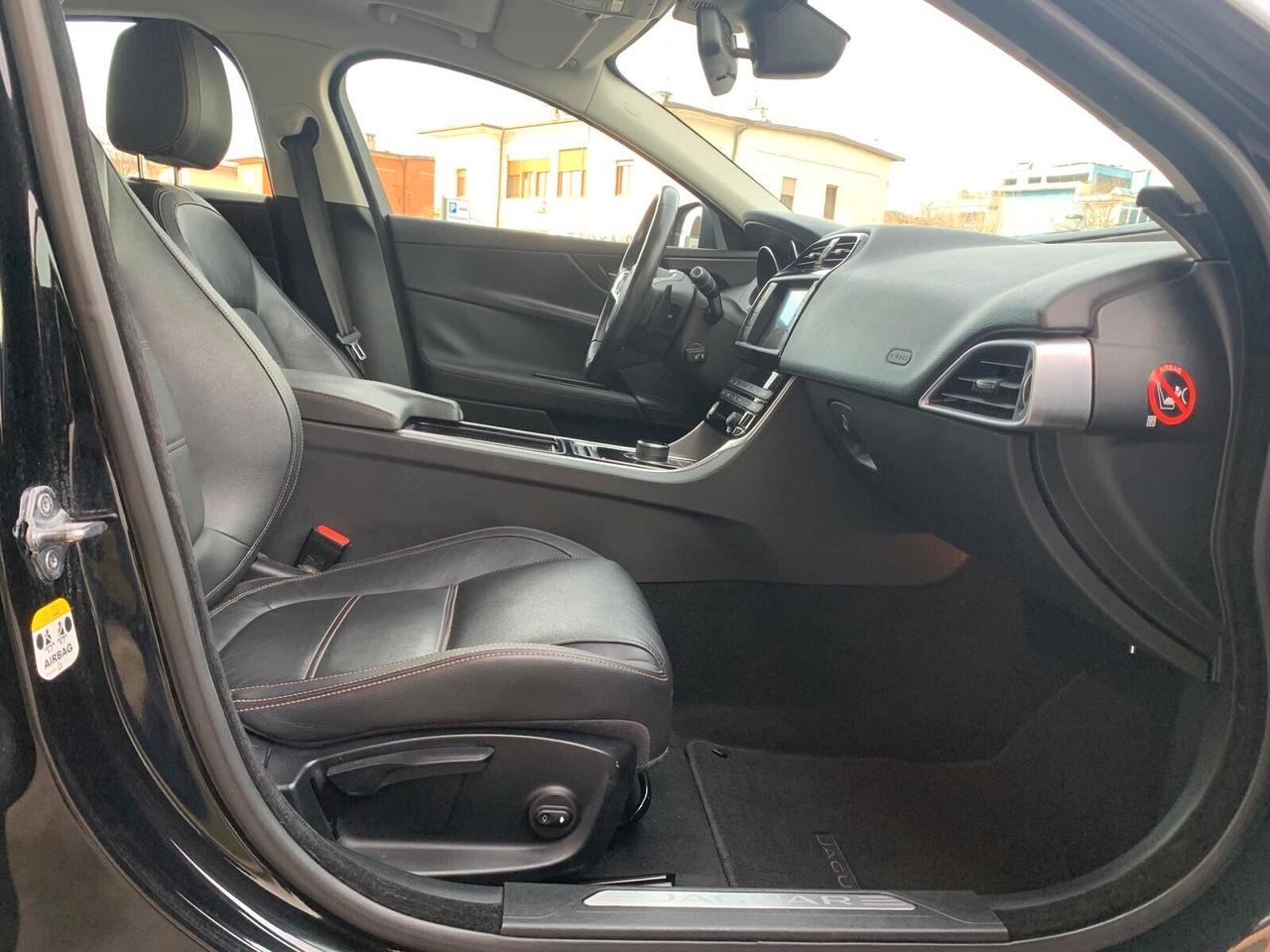 Jaguar XE 2.0 D 180 CV autom. Ok catena