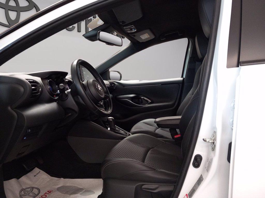 TOYOTA Yaris 1.5h style del 2022