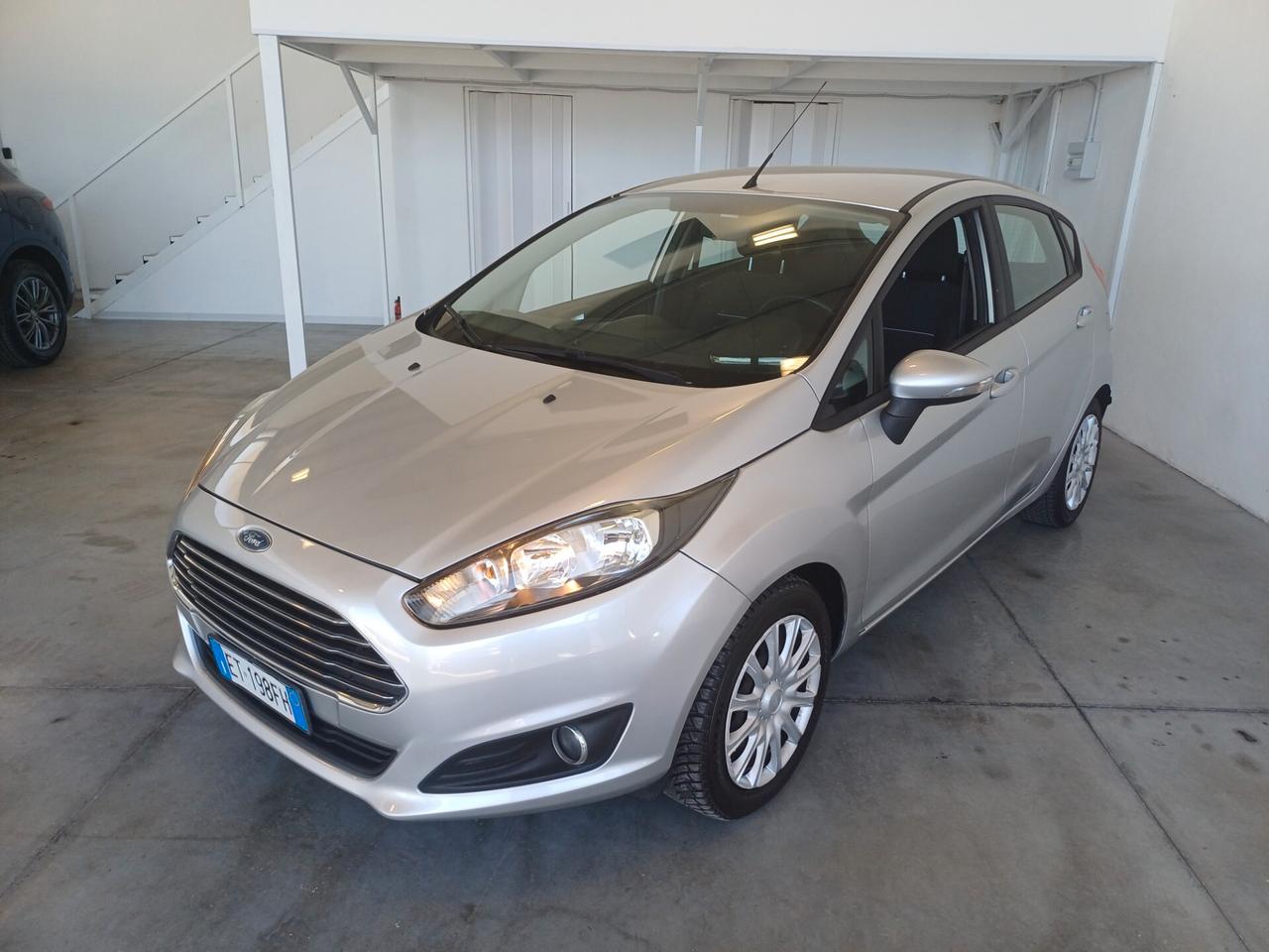 Ford Fiesta 1.5 TDCi 75CV 5 porte Titanium