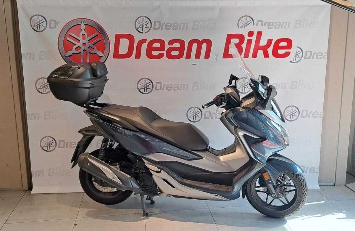 Honda Forza 300 abs