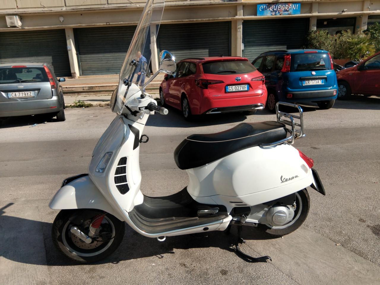 PIAGGIO VESPA GTS 300 COME NUOVA