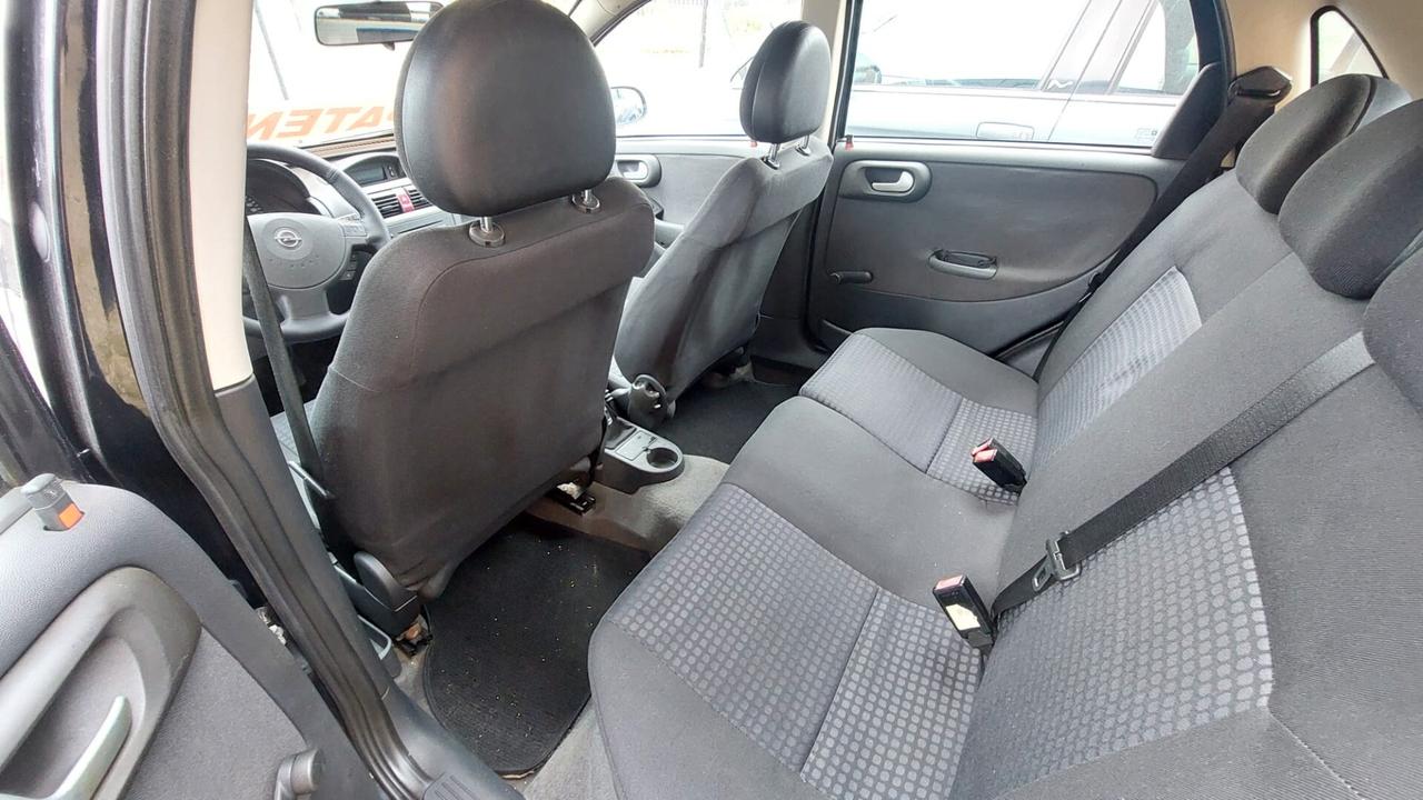 Opel Corsa COSMO 1.3 CDTi 70CV COME NUOVA