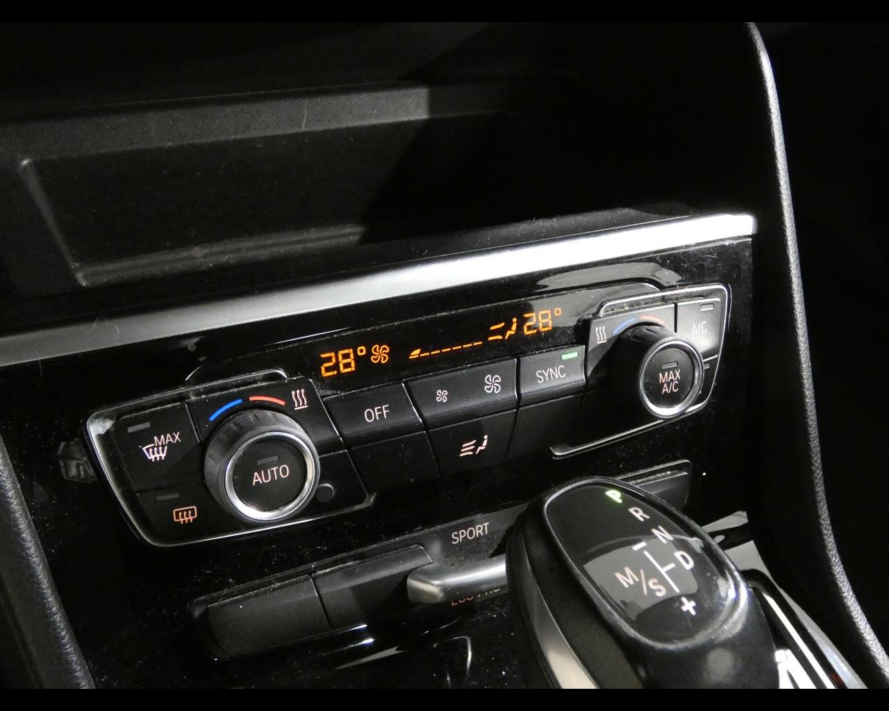 BMW Serie 2 A.T. (F45) - 218d Active Tourer Advantage