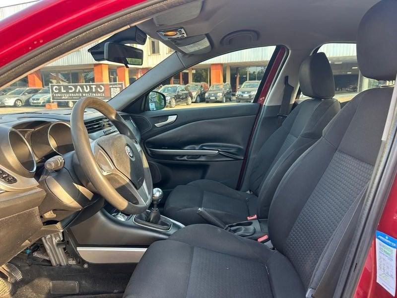 Alfa Romeo Giulietta GIULIETTA 1.4 TURBO MULTIAIR DISTINCTIVE