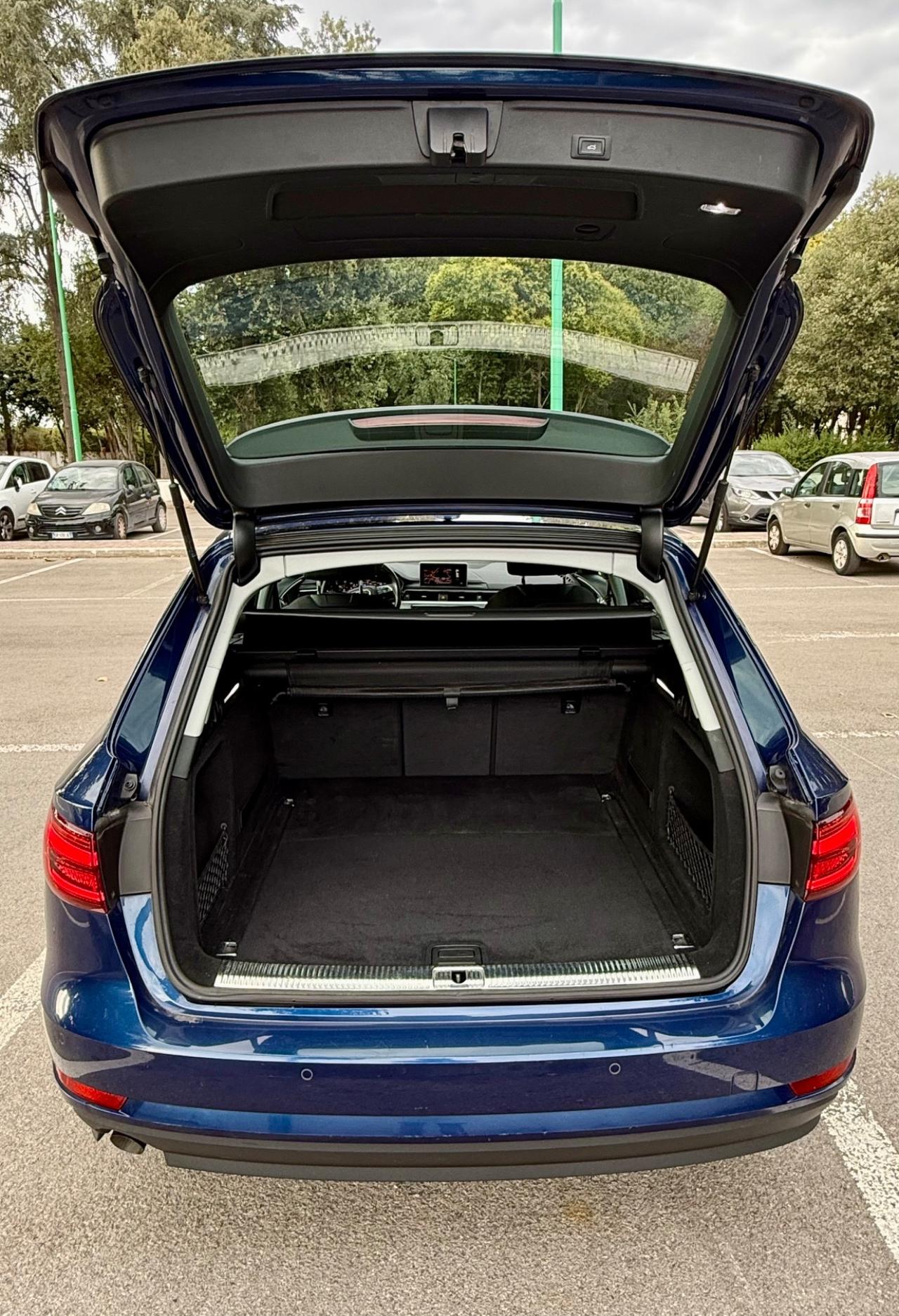 Audi A4 2.0 TDI 150 CV S tronic