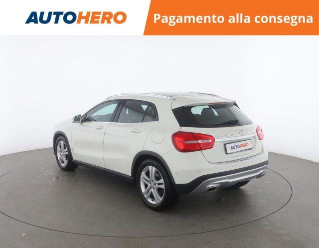 MERCEDES-BENZ GLA 200 d Sport