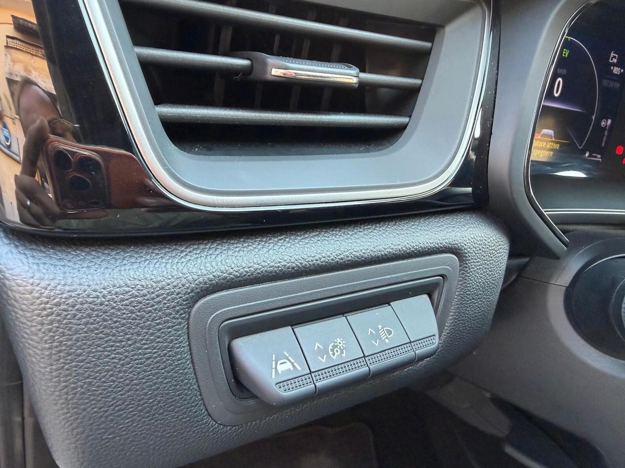 Renault Captur Full Hybrid 1.6 E-Tech 145 CV Rive Gauche