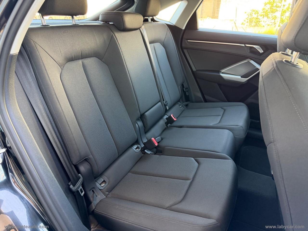 AUDI Q3 SPB 35 TDI S tronic Business Plus