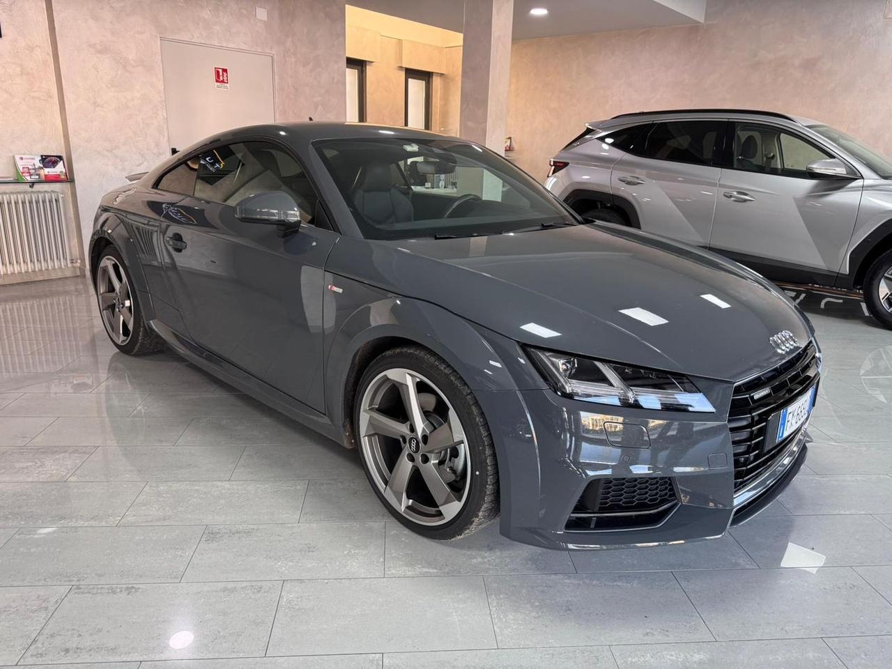 Audi TT S line 2.0 45 TFSI